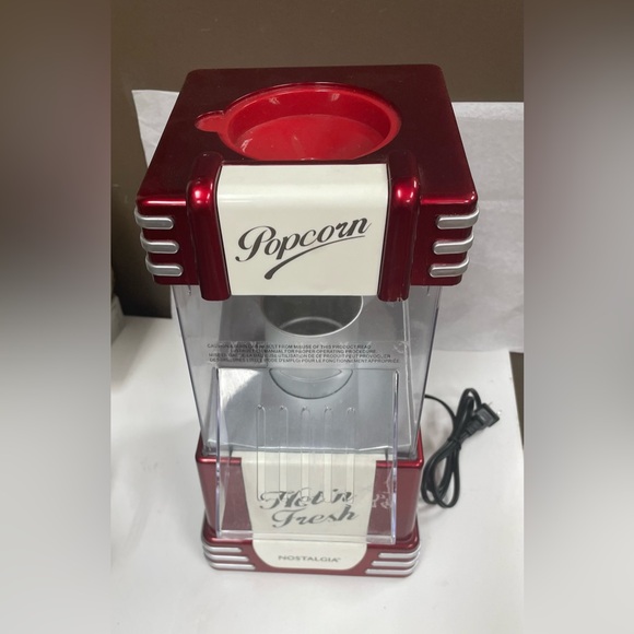Nostalgia Classic Red Popcorn Machine - Picture 1 of 2